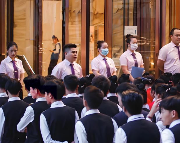 华纳国际员工日常集合 华纳国际客服微信联系方式